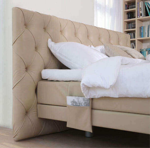 Oblazinjena vzglavna stranica Lucca Oblazinjena vzglavna stranica BoxSpring postelje - Spalni center Maremico