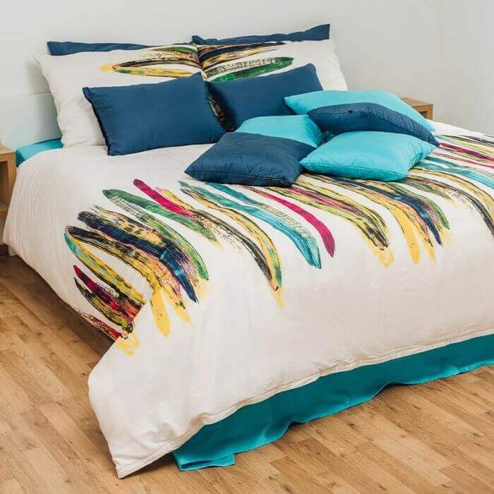 Posteljnina Art - bela (različne dimenzije) satenasta posteljnina Art - bela posteljnina