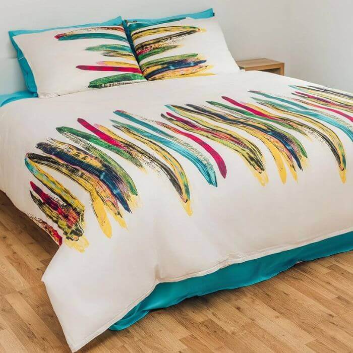 Posteljnina Art - bela (različne dimenzije) satenasta posteljnina Art - bela posteljnina