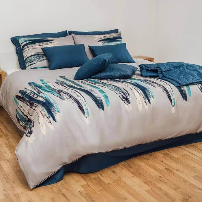 Posteljnina Art - siva (različne dimenzije) satenasta posteljnina Art - siva zakonska posteljnina