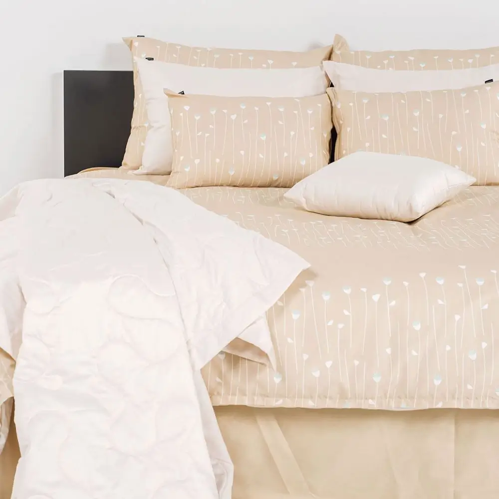 Posteljnina Lali - zlata (različne dimenzije) Posteljnina Lali - zlata (različne dimenzije) - slika 5